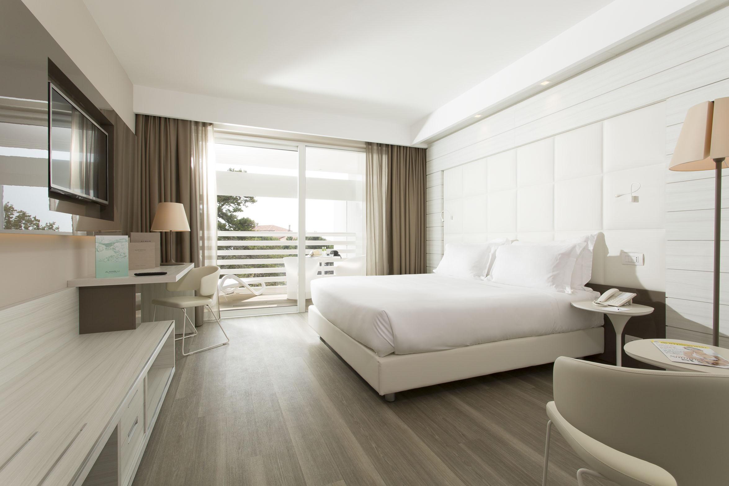 Almar & Hotel 5*